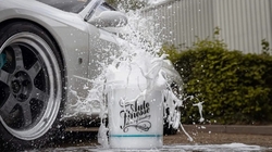 Auto Finesse Clear Detailing Bucket detailingový kbelík (20l) s ochrannou vložkou