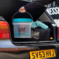 Auto Finesse Clear Detailing MIni Bucket detailingový kbelík (16l) s ochrannou vložkou